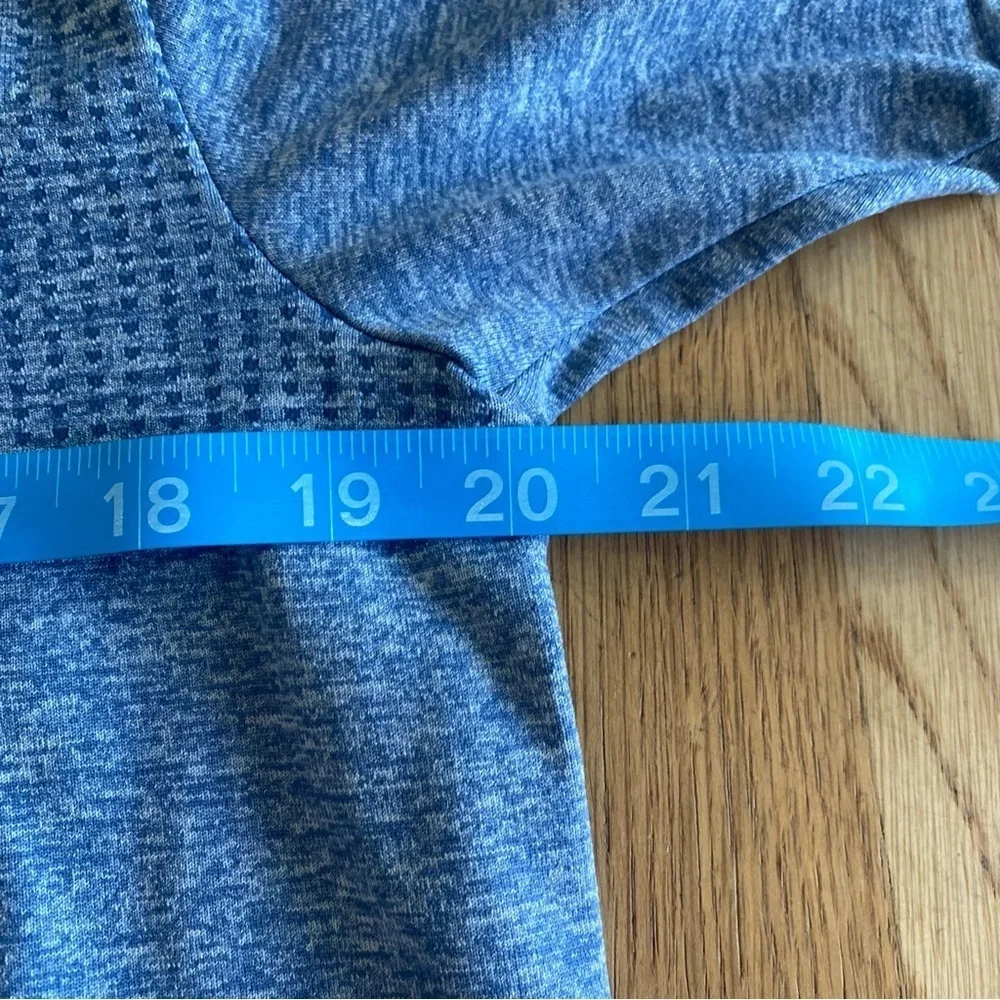 North face Men’s Shirt Size XL